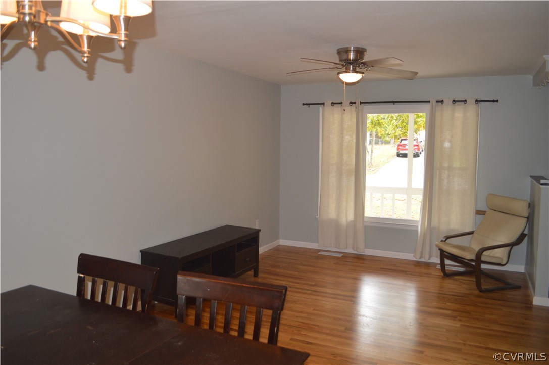 3000 Shiloh Church Road Midlothian, VA 23112 - Photo 6 of 9 a living room with furniture and a window