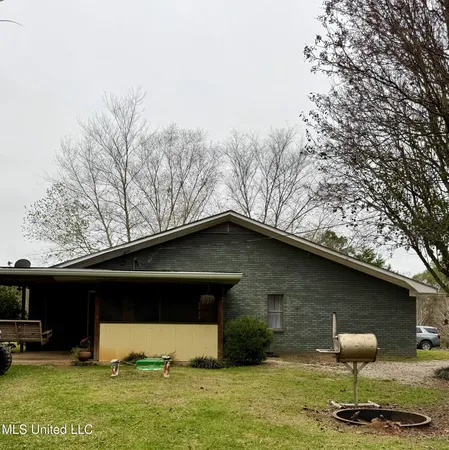$226,500 | 722 Holmesville Road, Jayess, MS 39641