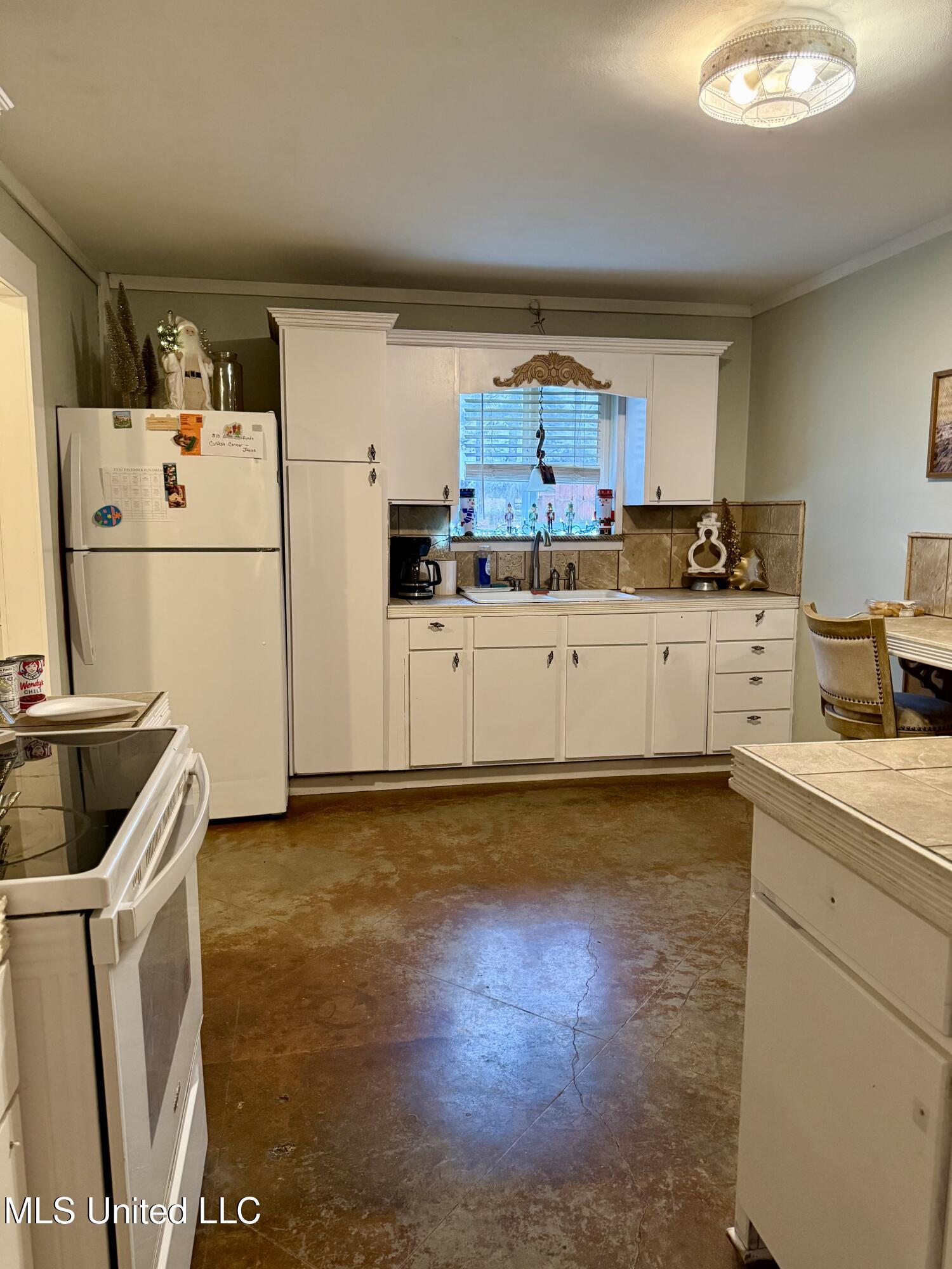 722 Holmesville Road Jayess, MS 39641 - Photo 21 of 47 kitchen 1