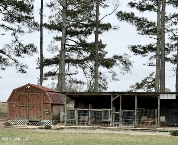 $230,000 | 722 Holmesville Road, Jayess, MS 39641