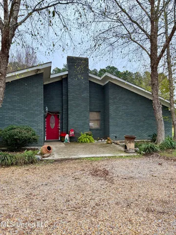 $230,000 | 722 Holmesville Road, Jayess, MS 39641