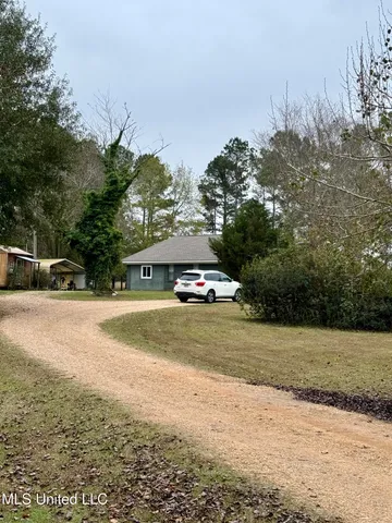 $230,000 | 722 Holmesville Road, Jayess, MS 39641