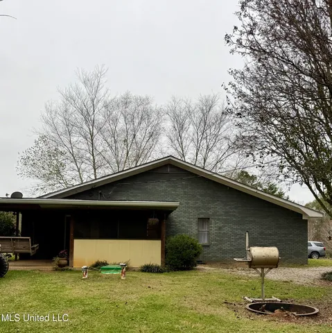 $230,000 | 722 Holmesville Road, Jayess, MS 39641