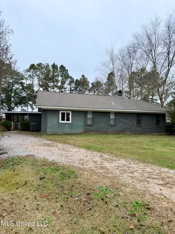 $230,000 | 722 Holmesville Road, Jayess, MS 39641