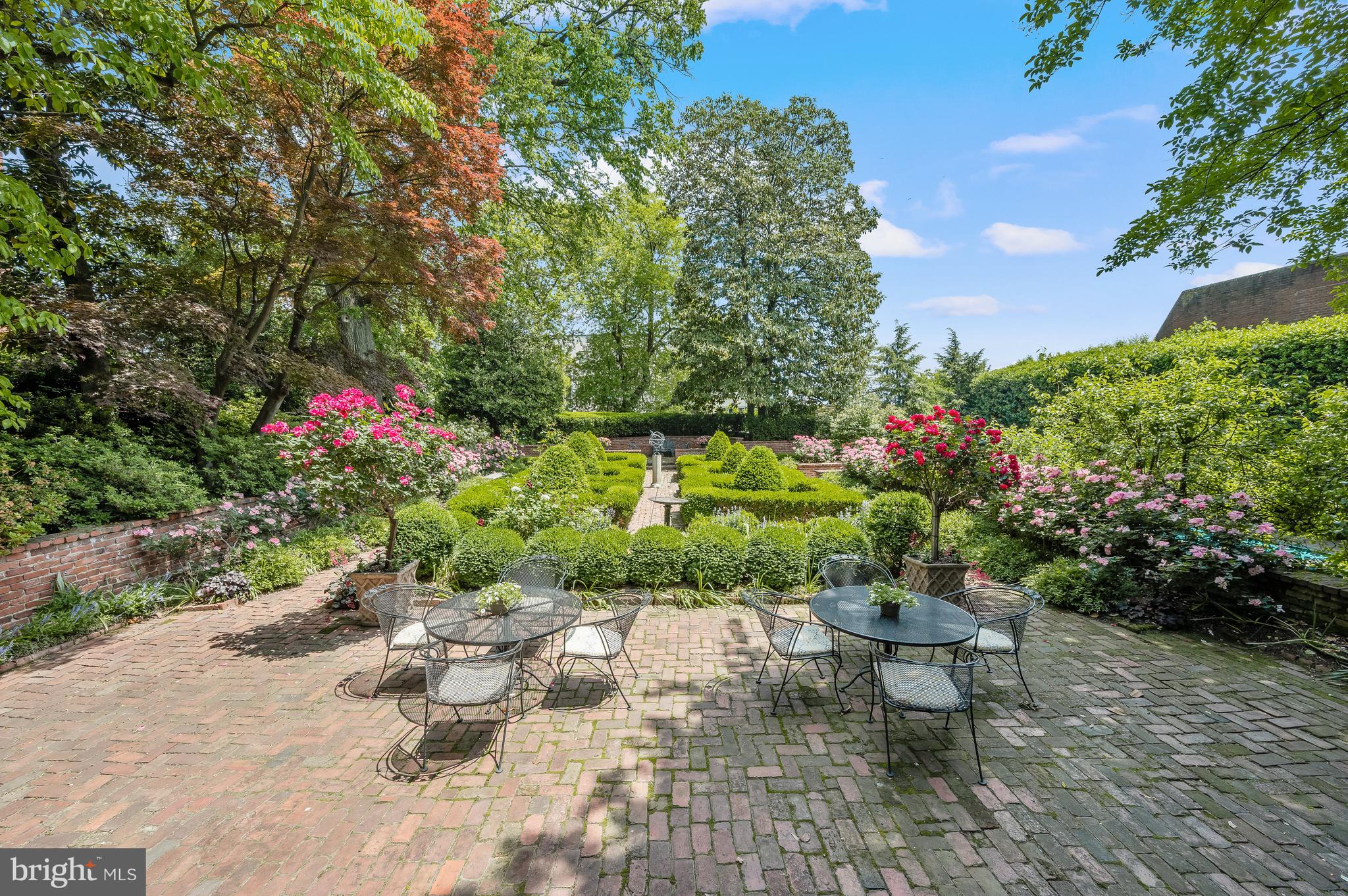 3508 Prospect Street Northwest Washington, DC 20007 - Photo 23 of 39 a backyard of a house with outdoor seating