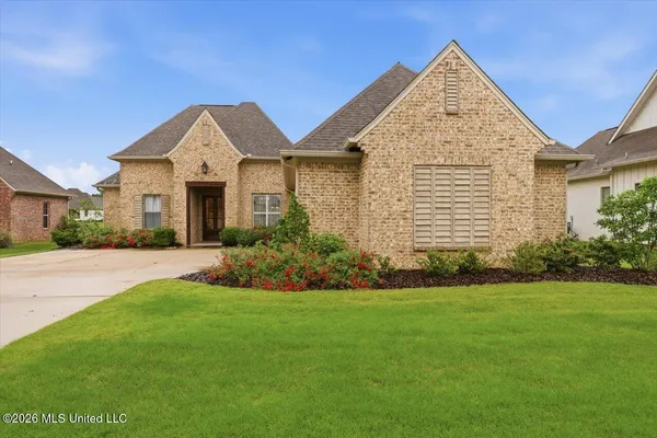 $535,000 | 102 Camden Lake Drive, Madison, MS 39110