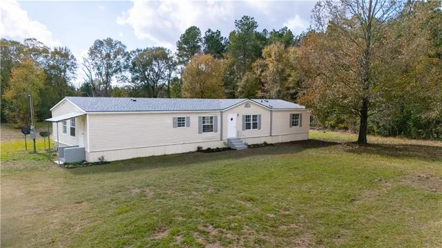 $173,000 | 460 Issac Brouillette Road, Marksville, LA 71351