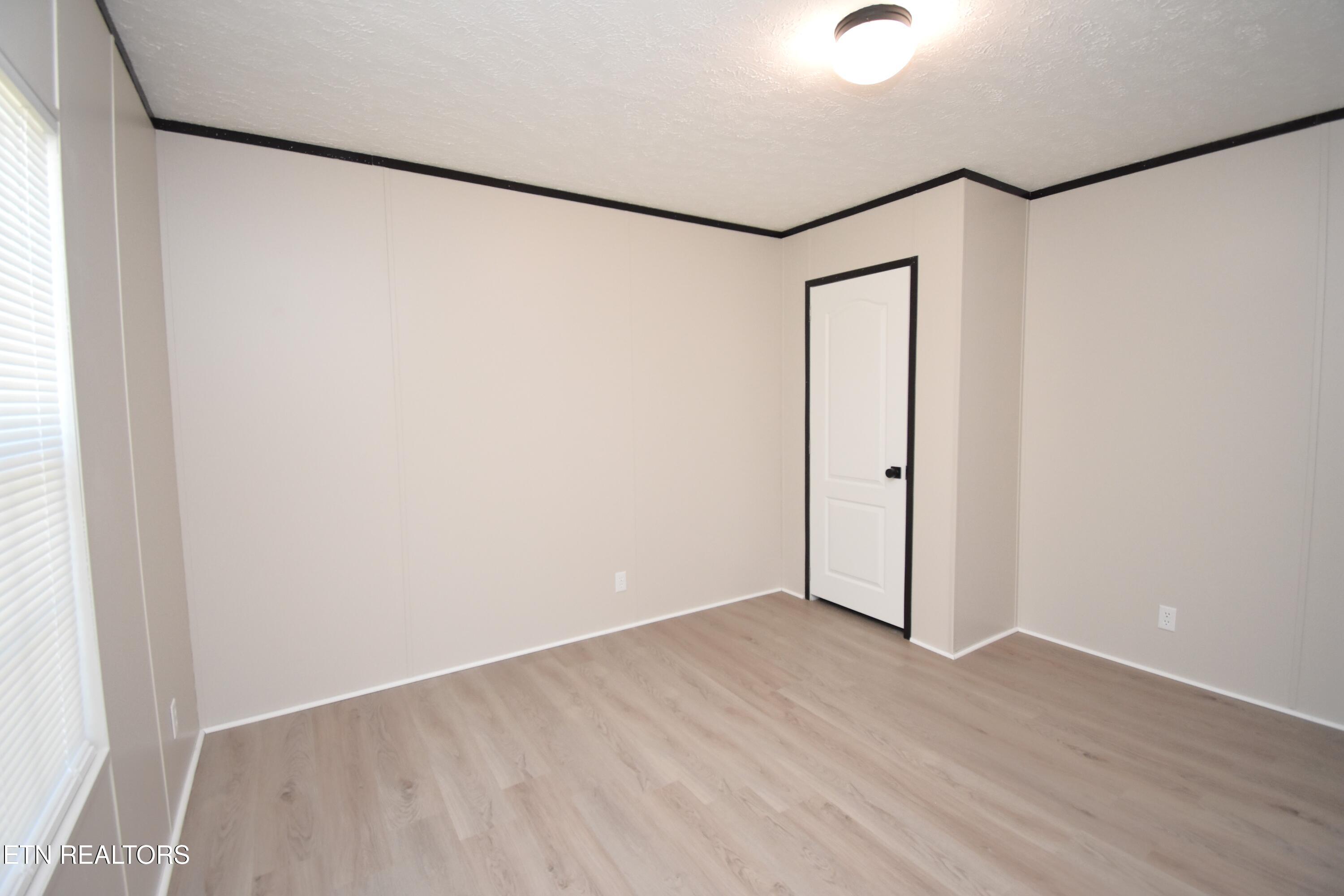 2016 Neubert Road Knoxville, TN 37914 - Photo 16 of 21 Bedroom 1