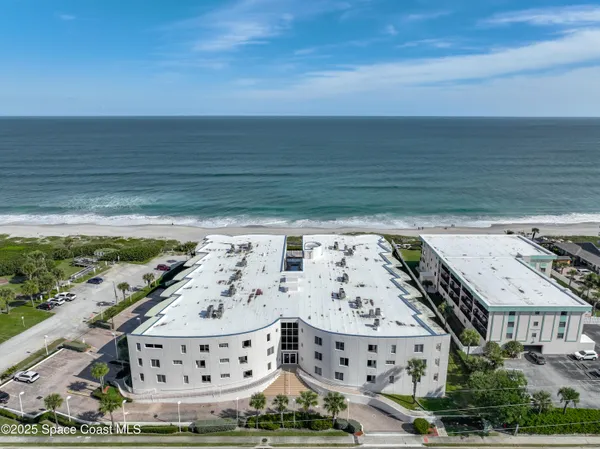 $724,900 | 601 North Miramar Avenue, Unit 205, Indialantic, FL 32903