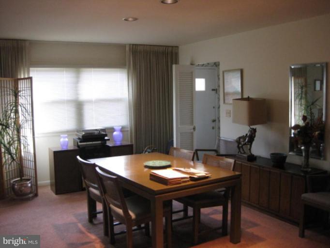 2530 Summerson Road Baltimore, MD 21209 - Photo 3 of 14 Dining Room