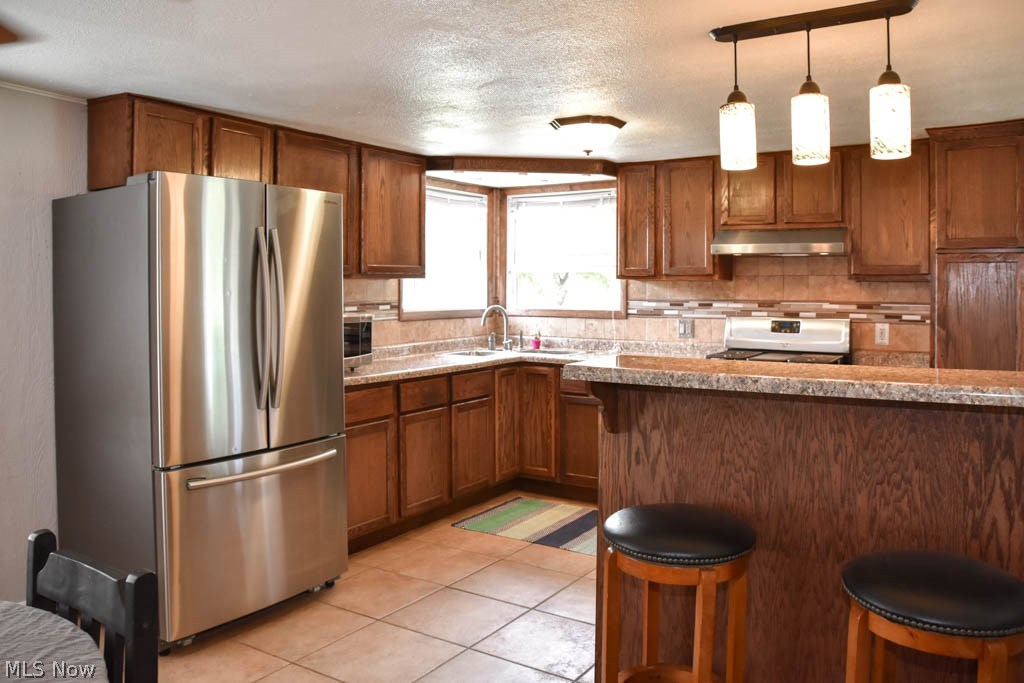 3703 Johnson Road Norton, OH 44203 - Photo 5 of 24 Stainless steel appliances!