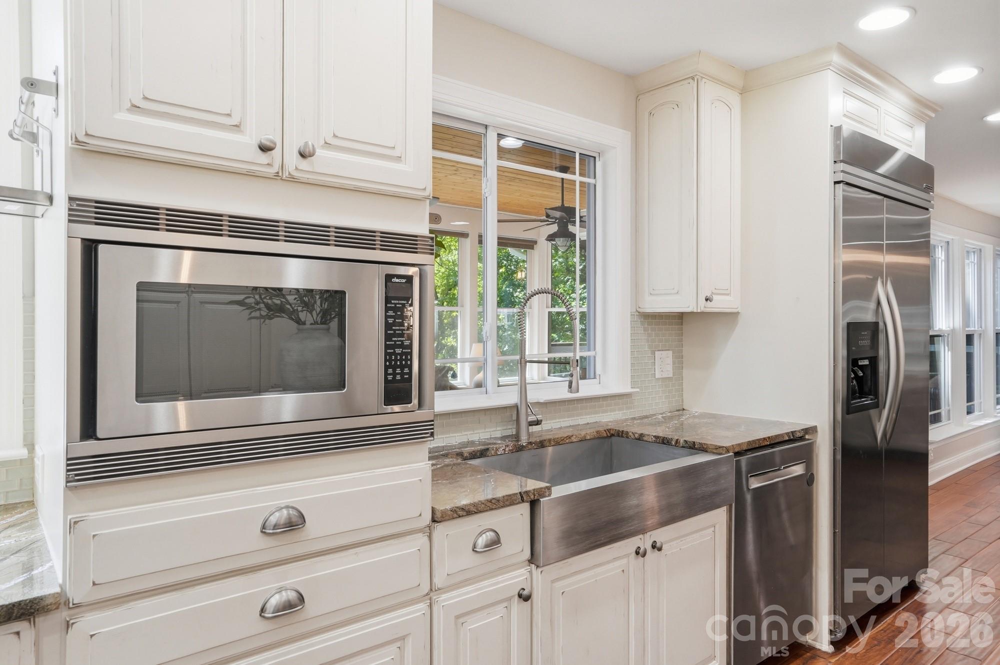 2113 Bon Villa Way Tega Cay, SC 29708 - Photo 14 of 48