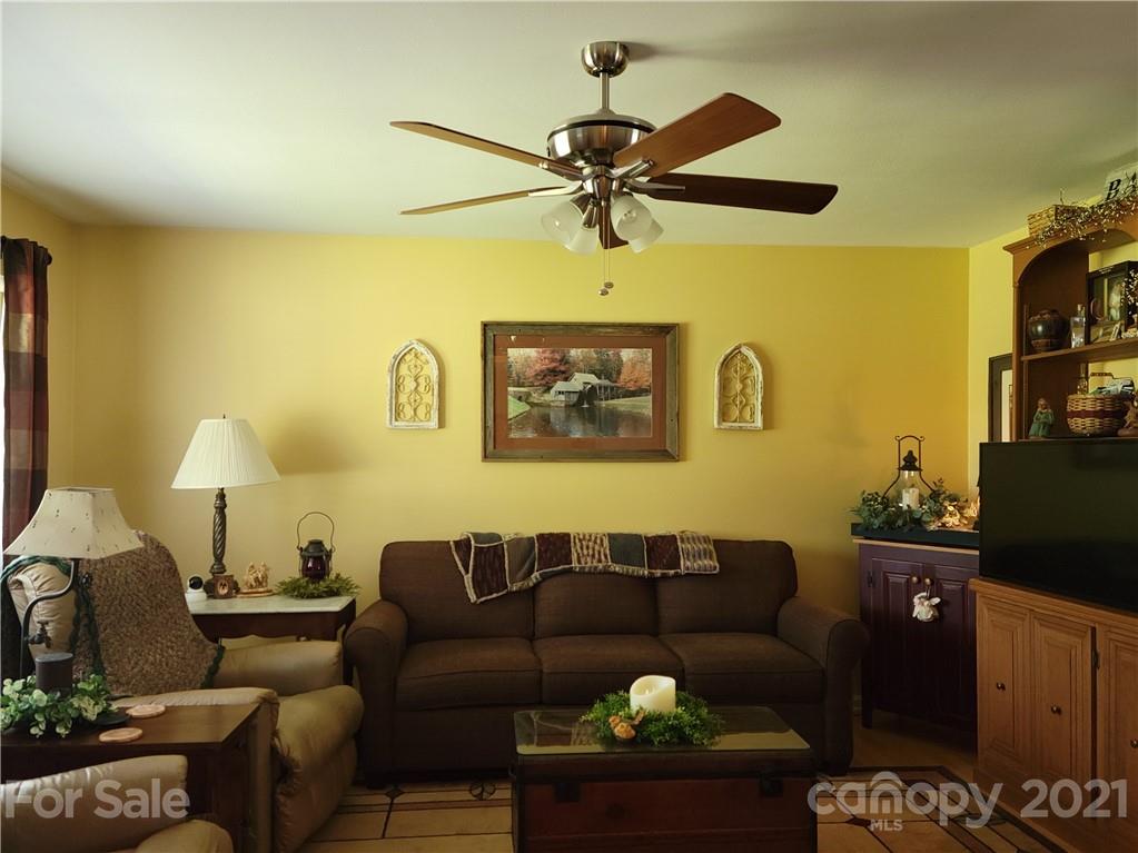 3591 Ritchie Road Lincolnton, NC 28092 - Photo 3 of 29 Gallery Image 3