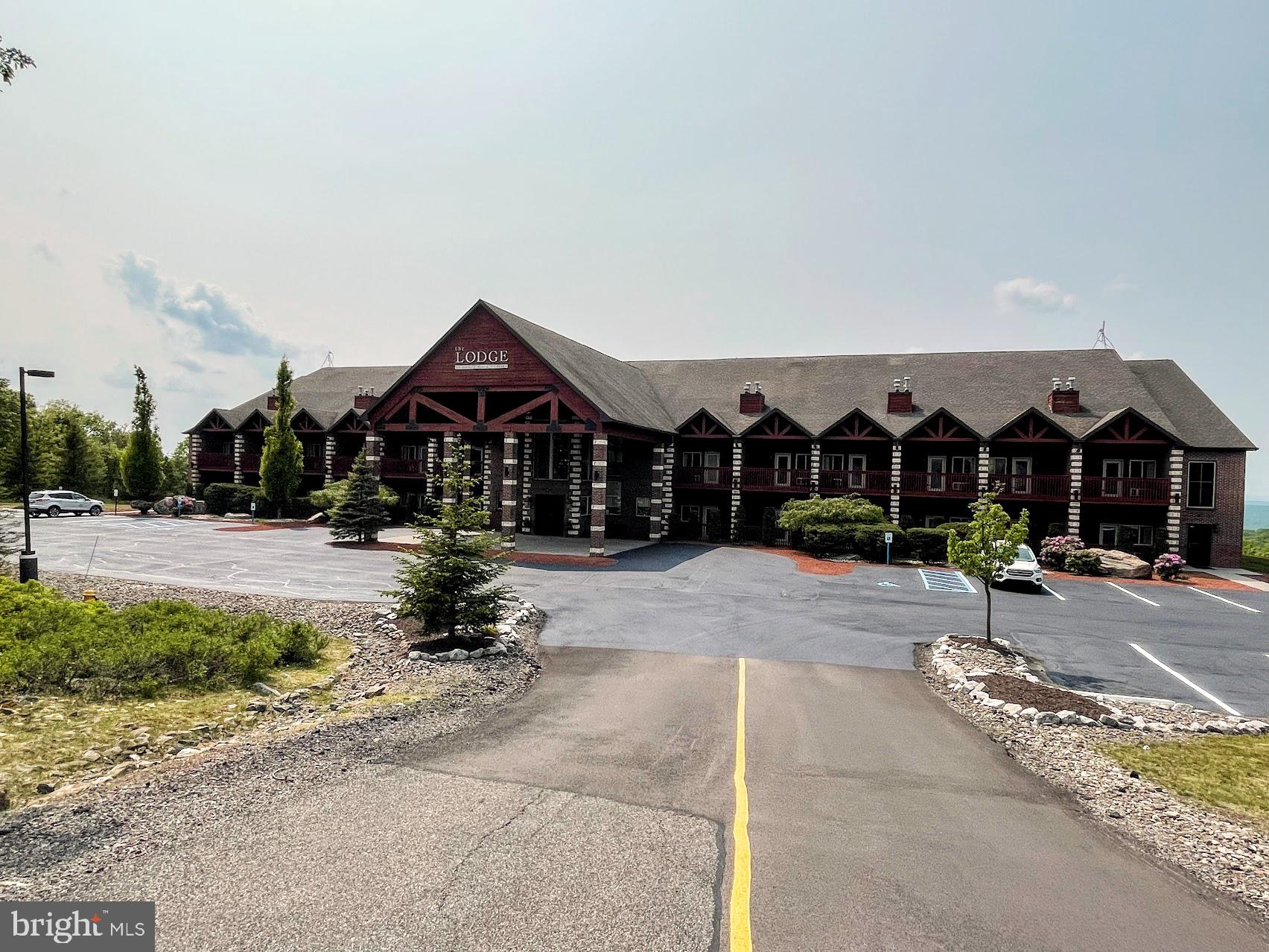 54 Summit Road Hazleton, PA 18202 - Photo 47 of 70 HOTEL WITH ENDLESS MOUNTAIN VIEWS