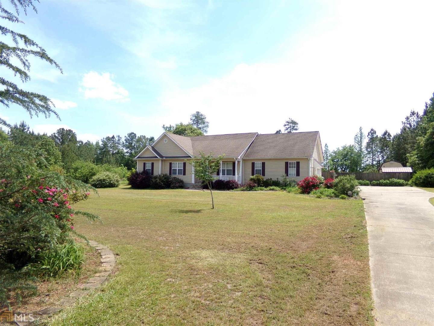 219 English Road Barnesville, GA 30204 - Photo 1 of 1 Gallery Image 1