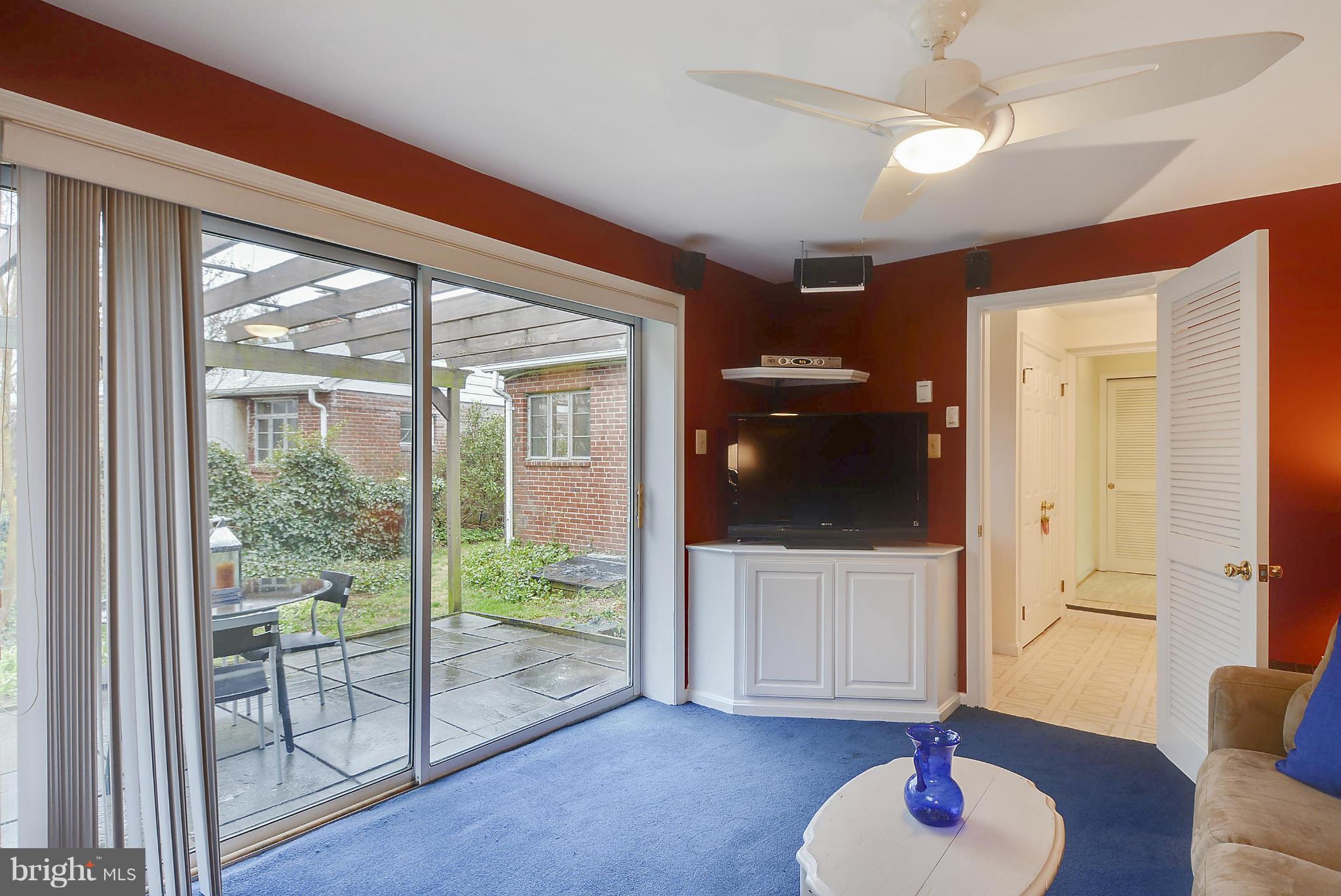 10605 Bucknell Drive Silver Spring, MD 20902 - Photo 18 of 30 Family Room