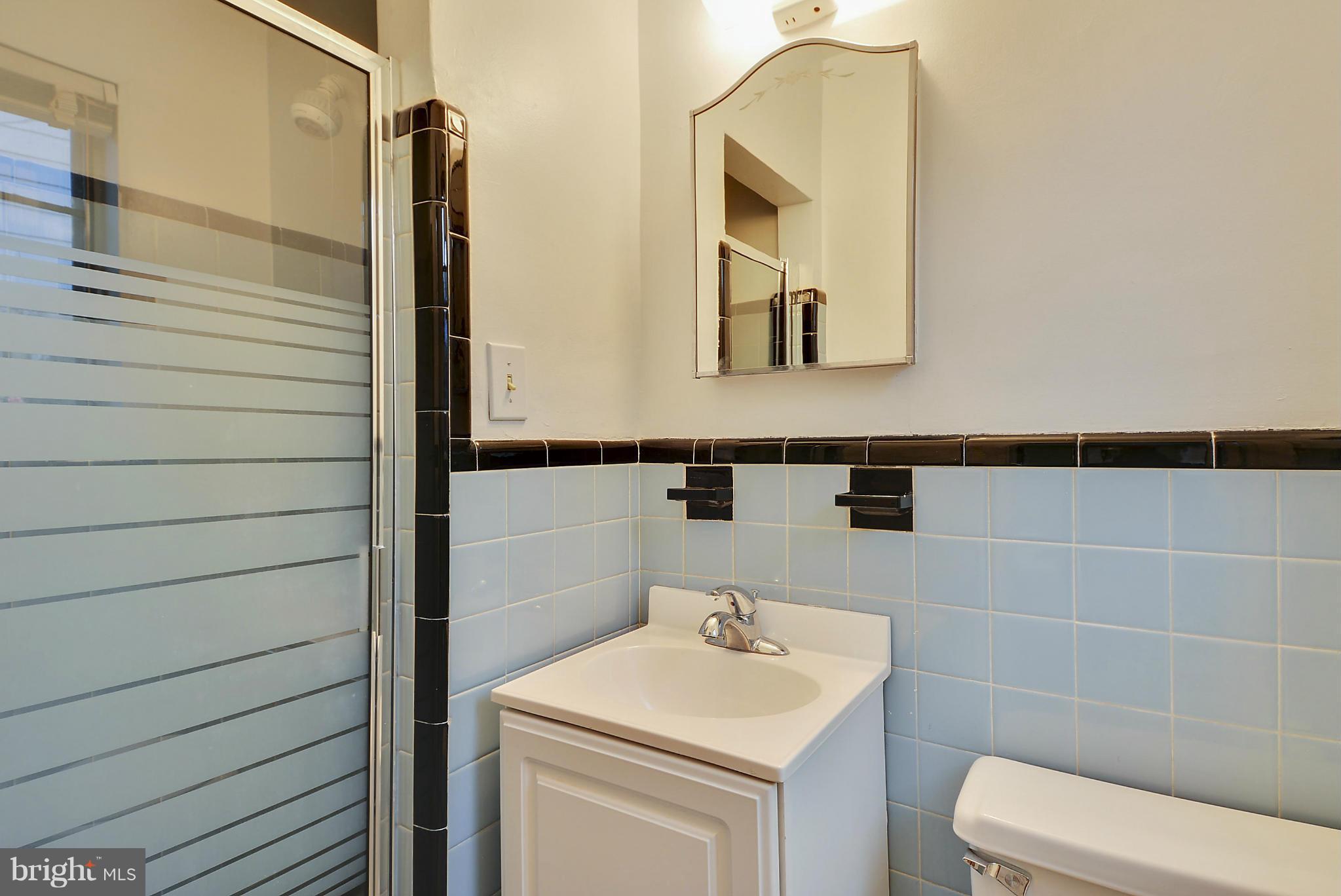 10605 Bucknell Drive Silver Spring, MD 20902 - Photo 27 of 30 Bath (Master)