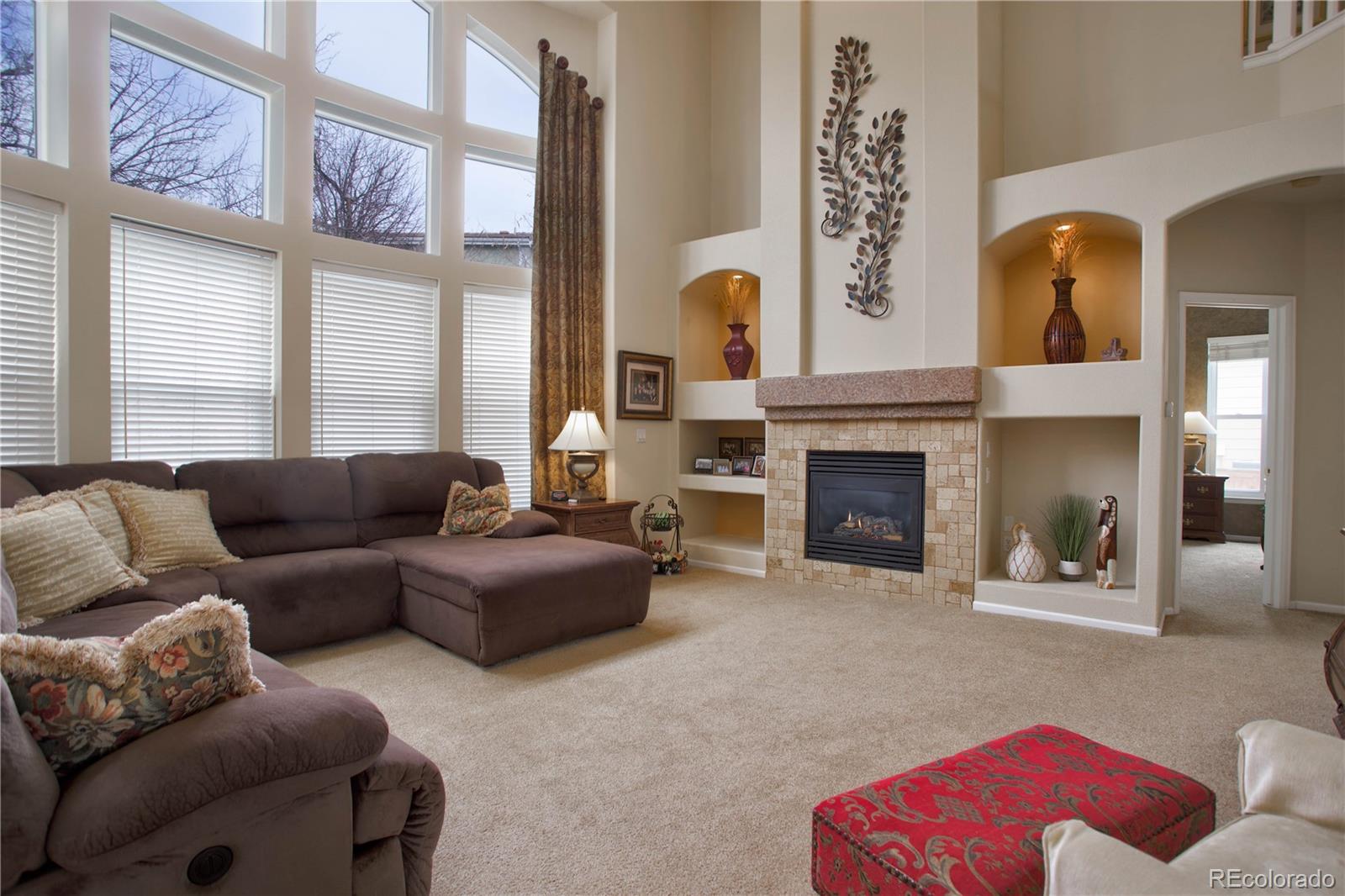 9283 Desert Willow Road Highlands Ranch, CO 80129 - Photo 7 of 37 Gallery Image 7