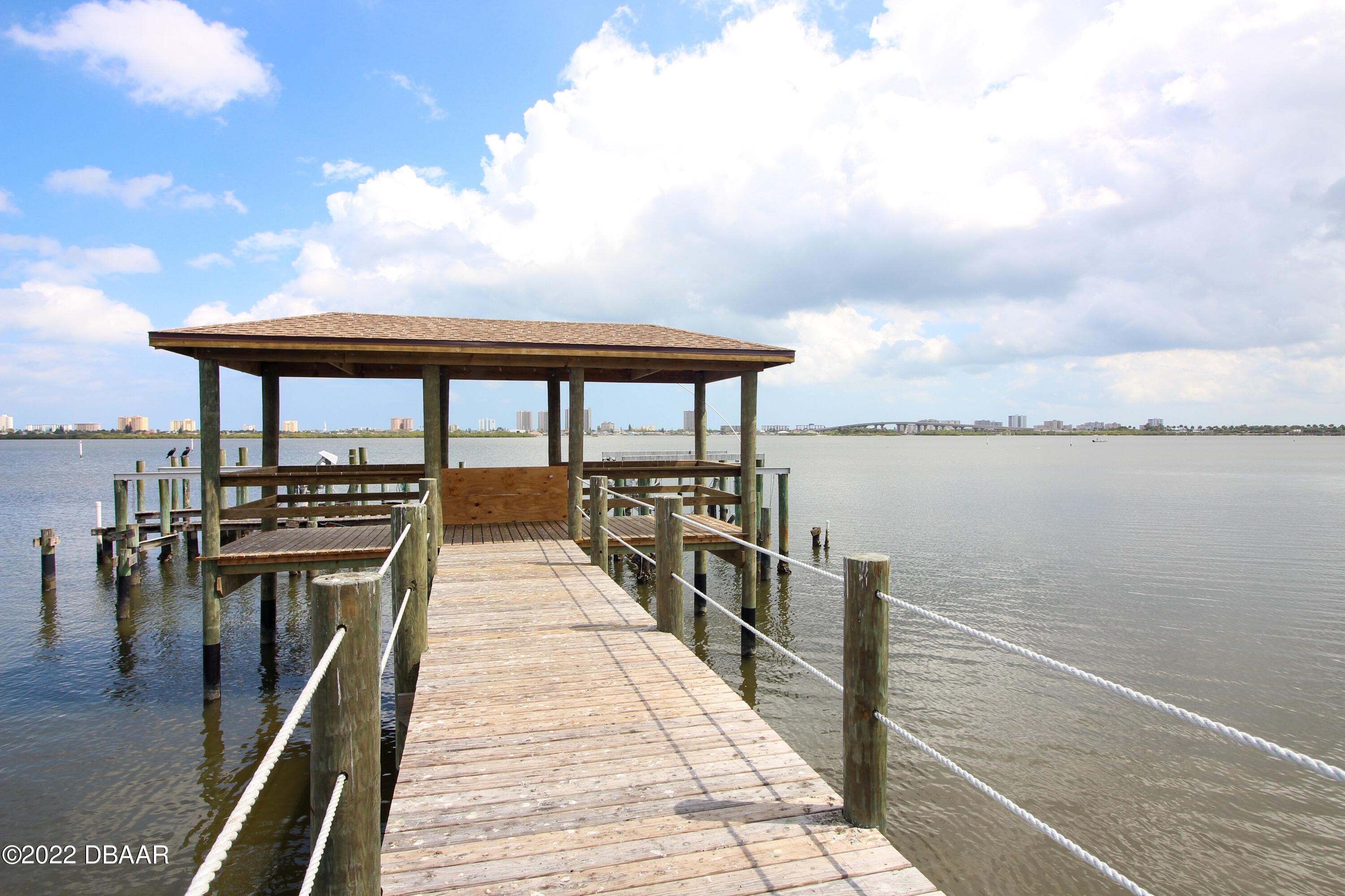 3333 South Ridgewood Avenue, Unit U27G Port Orange, FL 32129 - Photo 30 of 36 41023313-030-Community_Pier_Alt_View