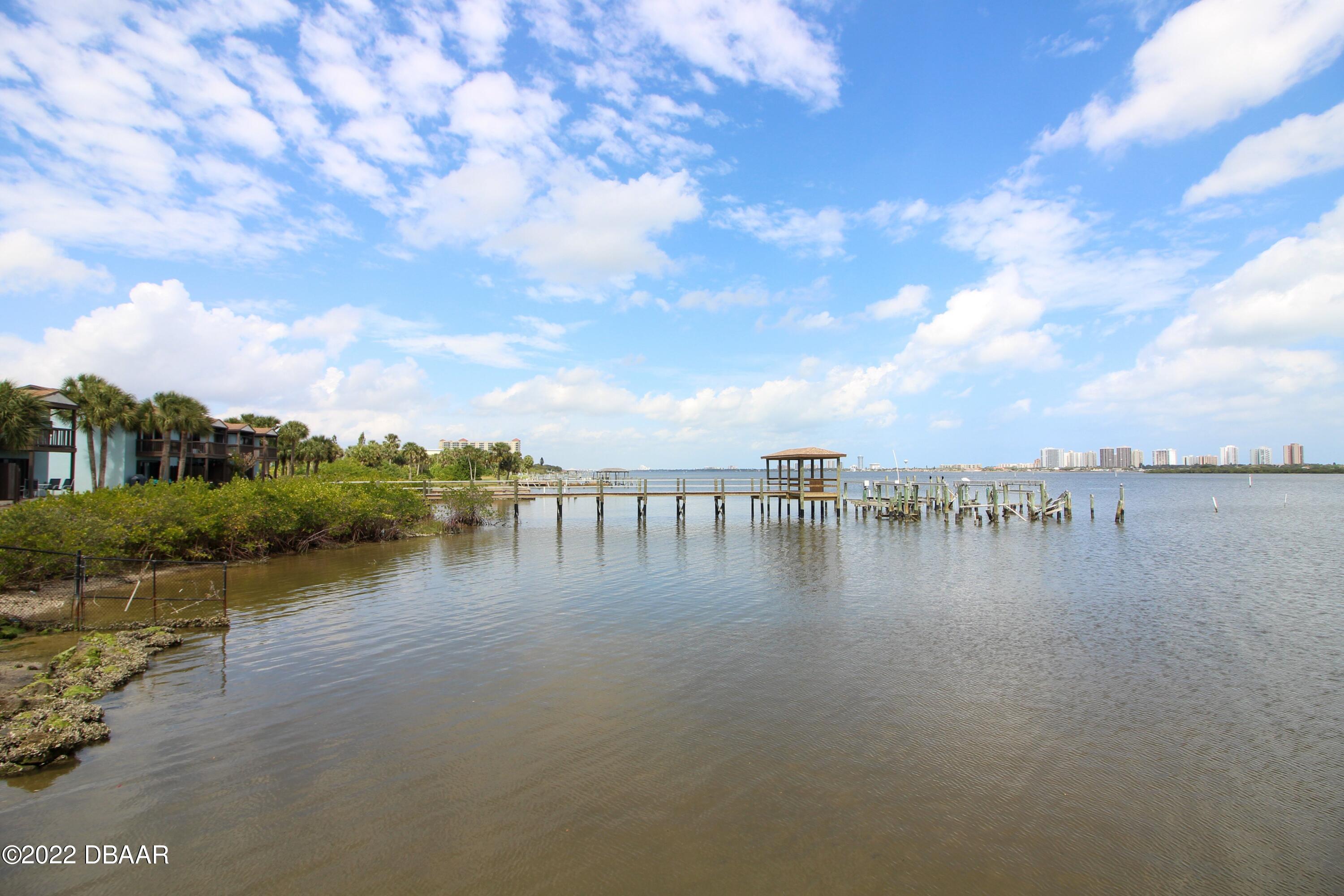3333 South Ridgewood Avenue, Unit U27G Port Orange, FL 32129 - Photo 31 of 36 41023313-031-Community_Pier_Alt_View