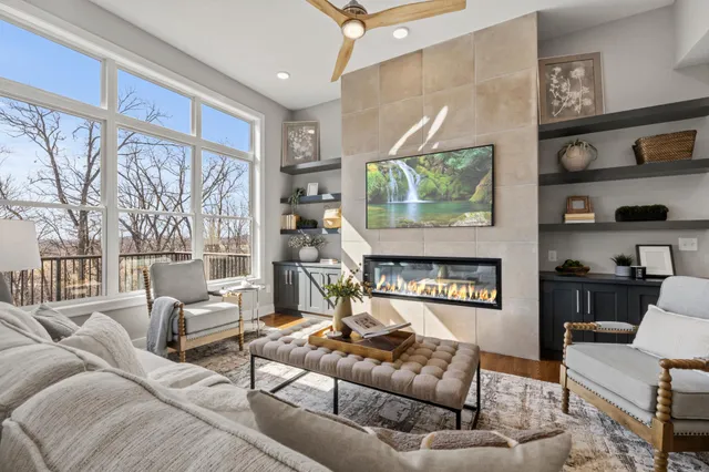 $774,900 | 27130 Pete's Hl Trail, Elko New Market, MN 55020