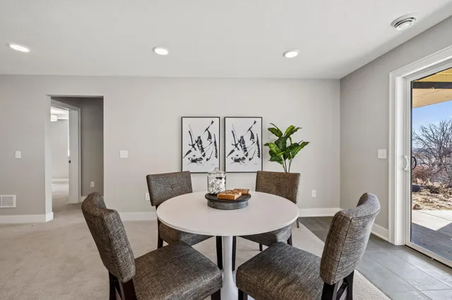 $774,900 | 27130 Pete's Hl Trail, Elko New Market, MN 55020