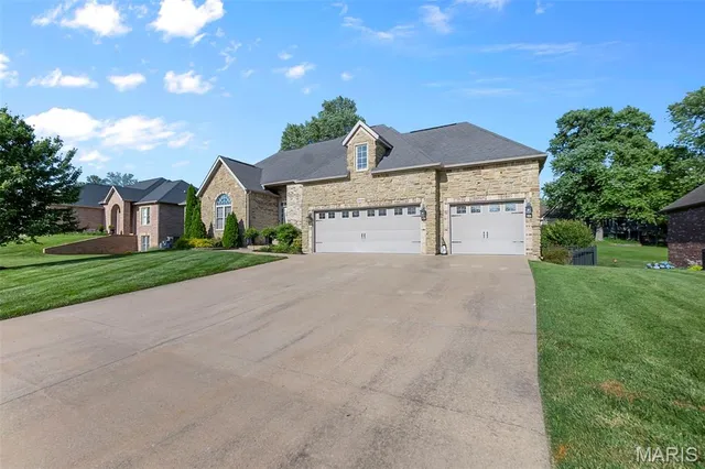$630,000 | 2528 Palamino Street, Cape Girardeau, MO 63701