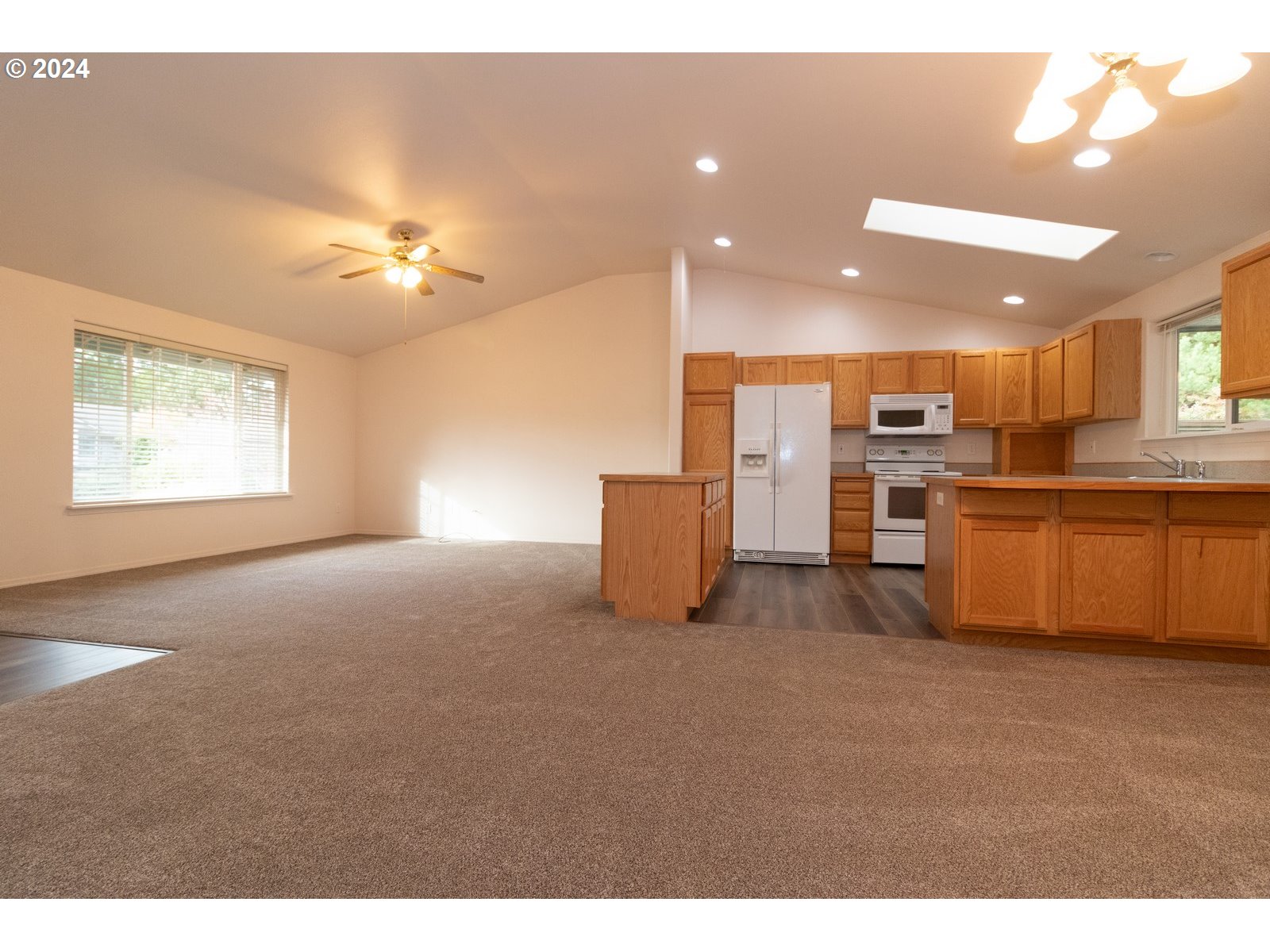 116 Park Village Loop Florence, OR 97439 - Photo 13 of 33 Gallery Image 13