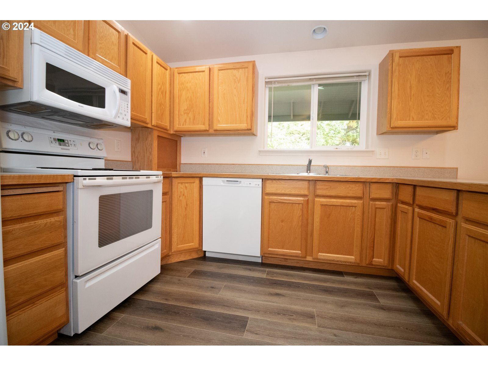 116 Park Village Loop Florence, OR 97439 - Photo 15 of 33 Gallery Image 15