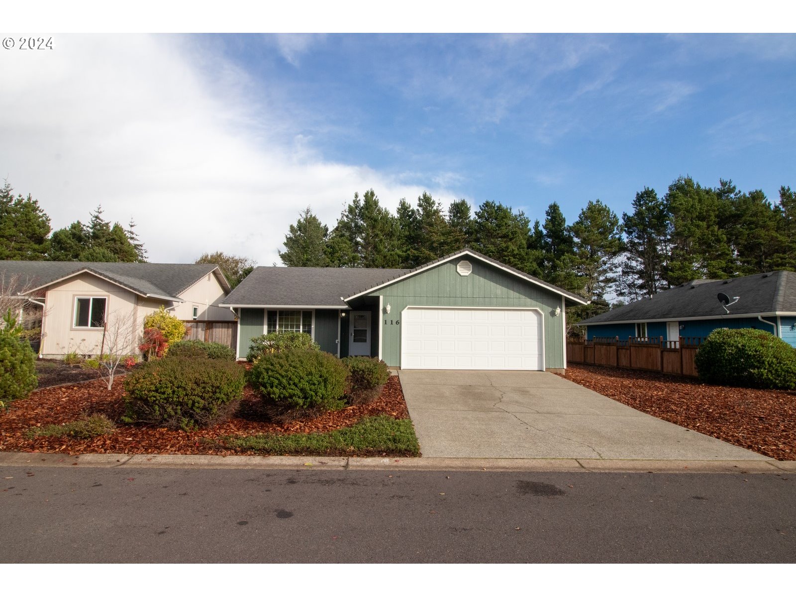 116 Park Village Loop Florence, OR 97439 - Photo 3 of 33 Gallery Image 3