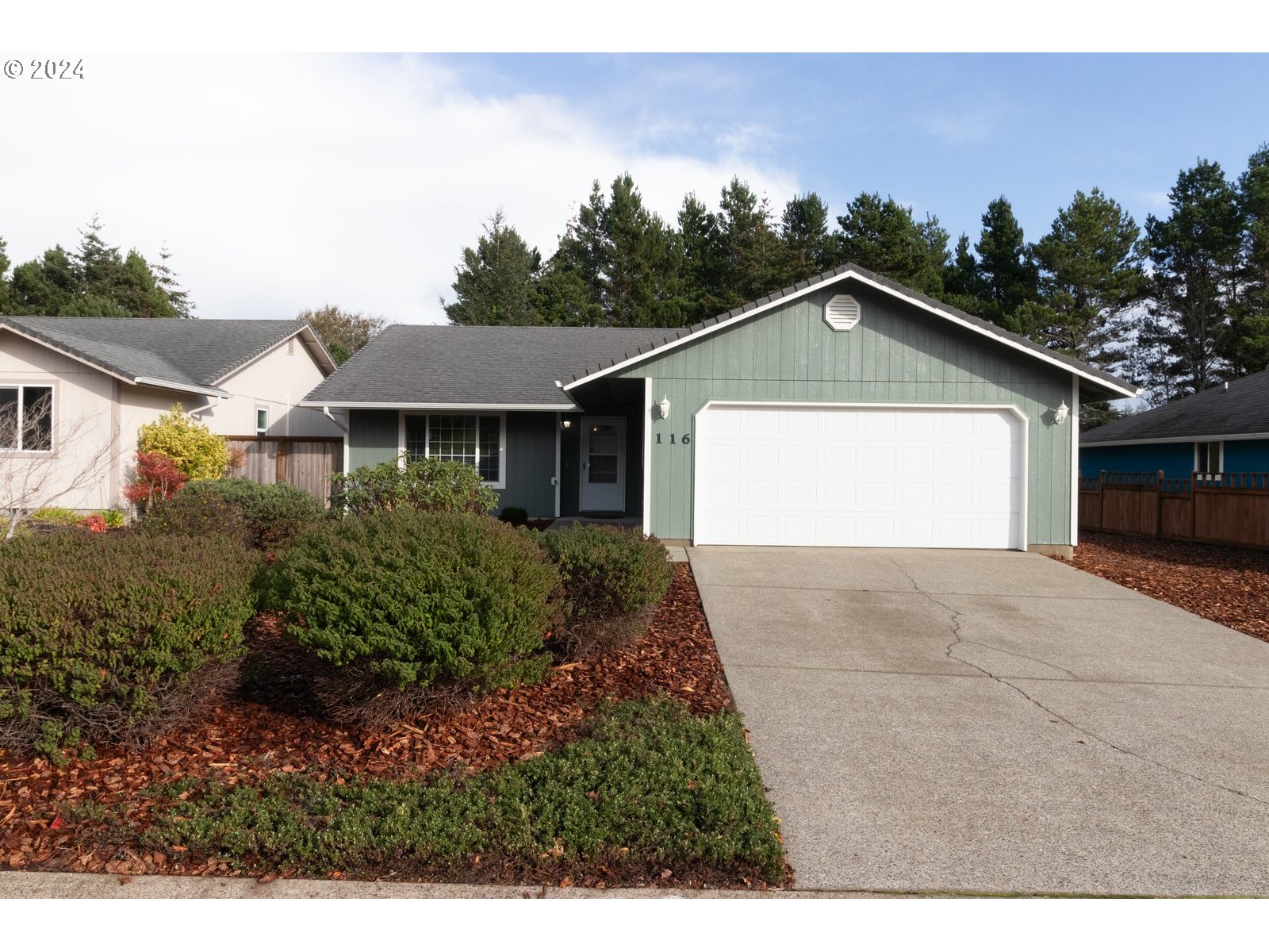 116 Park Village Loop Florence, OR 97439 - Photo 4 of 33 Gallery Image 4