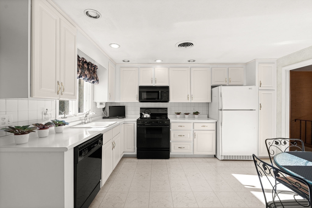 36 Cedarcrest Road Canton, MA 02021 - Photo 5 of 19