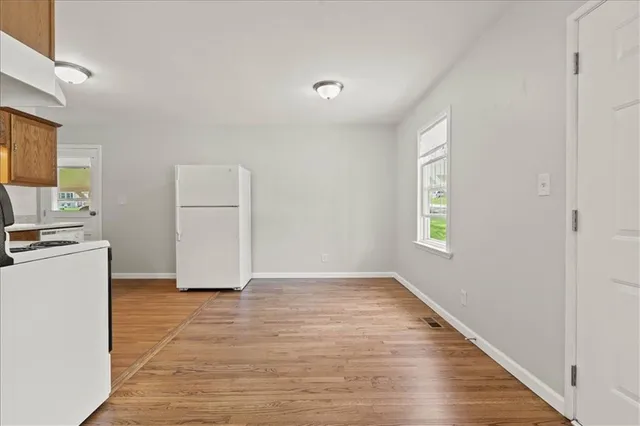 $215,000 | 307 East 3 Drive South, Independence, MO 64050