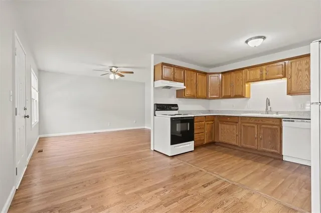 $215,000 | 307 East 3 Drive South, Independence, MO 64050