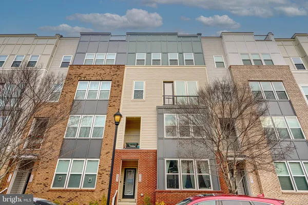 $610,000 | 2596 Neabsco Common Place, Woodbridge, VA 22191