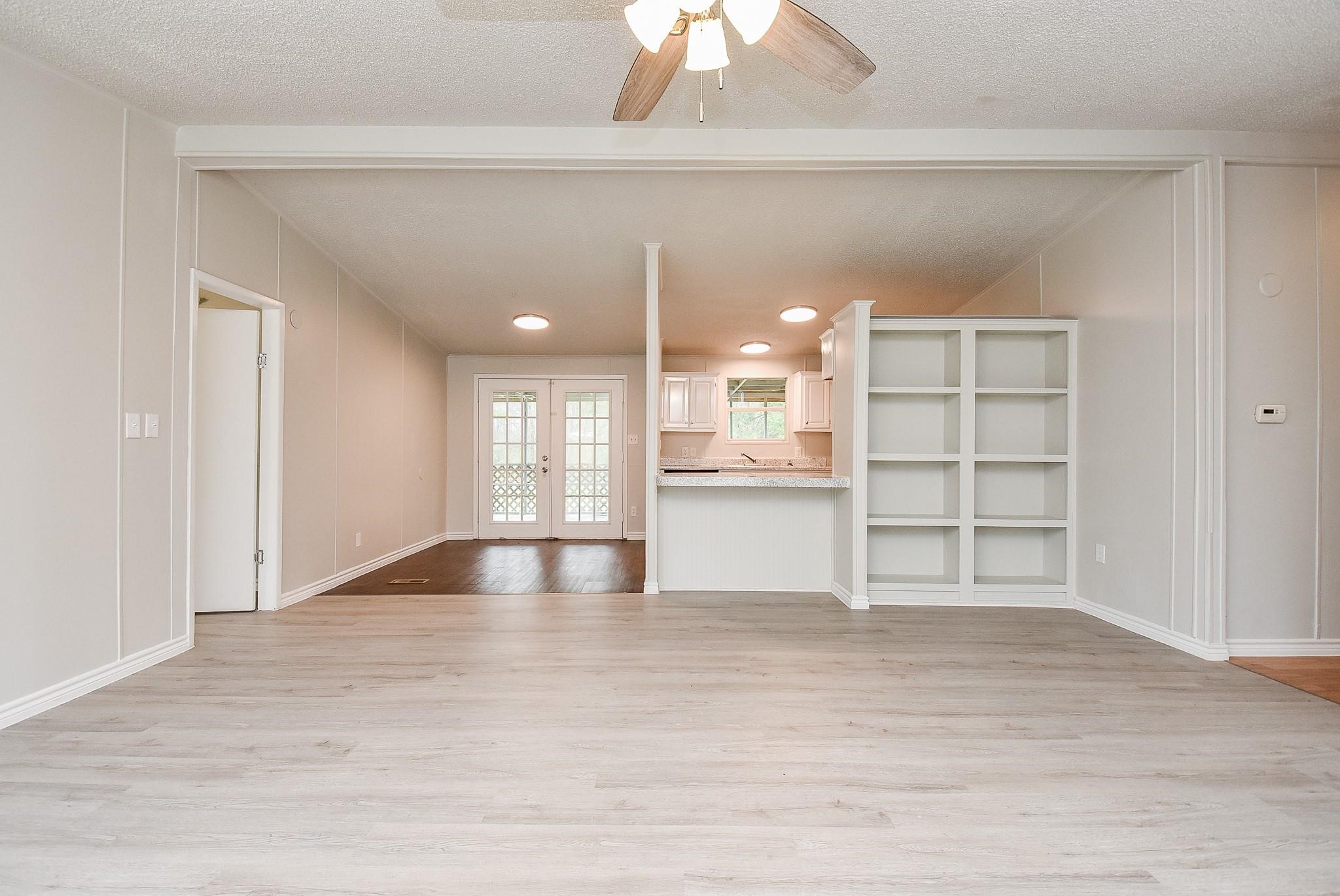 12754 Roy Harris Loop Conroe, TX 77306 - Photo 11 of 27