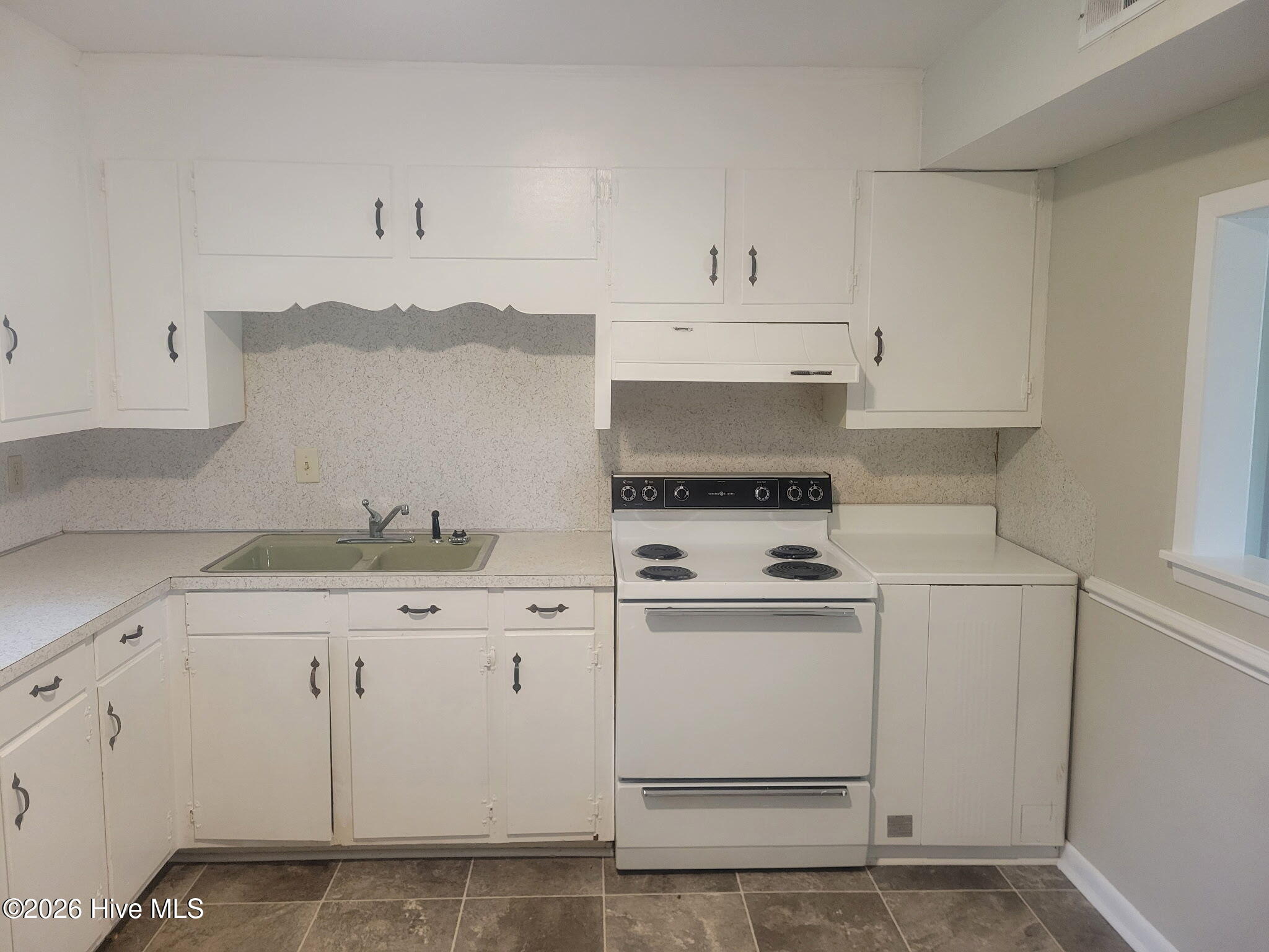 4358 Eastern Pines Road, Unit 26 Greenville, NC 27858 - Photo 4 of 10