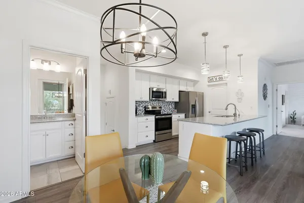 $359,980 | 900 South Canal Drive, Unit 211, Chandler, AZ 85225