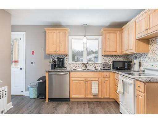 22 Brooklawn Road Wilbraham, MA 01095 - Photo 12 of 28 Gallery Image 12