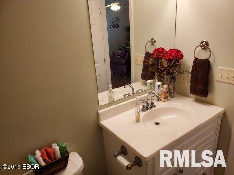 17701 East Angling Road Mount Vernon, IL 62864 - Photo 46 of 50 Gallery Image 46
