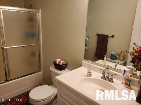 17701 East Angling Road Mount Vernon, IL 62864 - Photo 47 of 50 Gallery Image 47