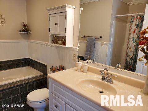 17701 East Angling Road Mount Vernon, IL 62864 - Photo 5 of 50 Gallery Image 5