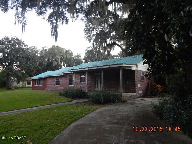 174 Poinciana Road Edgewater, FL 32141 - Photo 1 of 8 2015-10-23 18.45.08