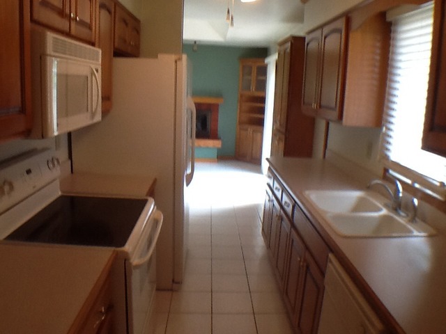 3308 River Road Kankakee, IL 60901 - Photo 3 of 20