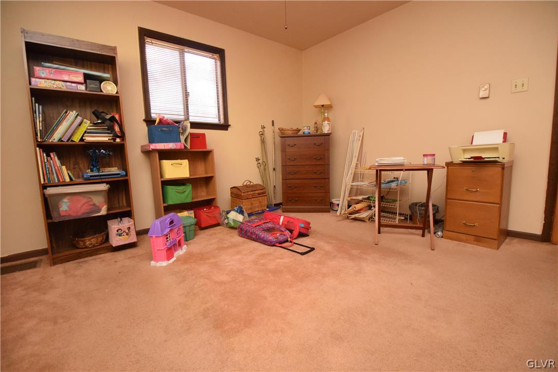 206 Mailbox Road Pocono Lake, PA 18347 - Photo 13 of 23 Gallery Image 13