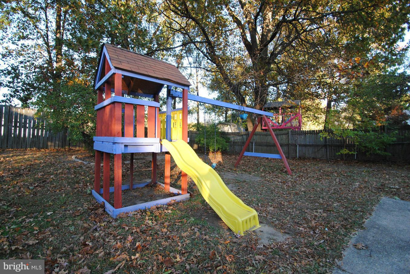 15111 Alaska Road Woodbridge, VA 22191 - Photo 17 of 18 Play Ground