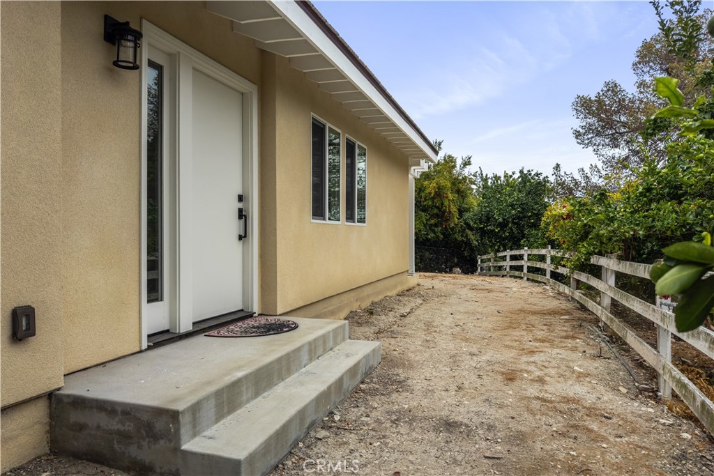 60 Ranchview Road, Unit 1/2 Rolling Hills Estates, CA 90274 - Photo 18 of 21 a view of backyard of the house