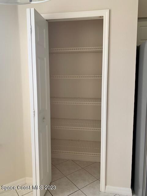 568 Renaissance Avenue Melbourne, FL 32940 - Photo 17 of 47 kitchen pantry
