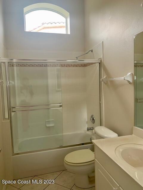 568 Renaissance Avenue Melbourne, FL 32940 - Photo 35 of 47 2nd bathroon