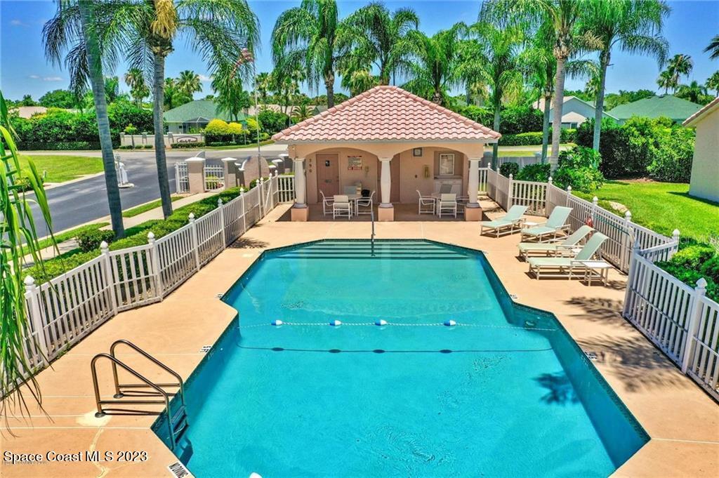 568 Renaissance Avenue Melbourne, FL 32940 - Photo 4 of 47 pool cabana photo